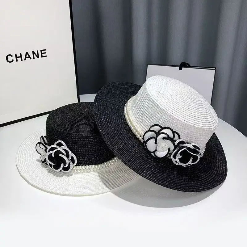 Women Black White Spliced Extra Wide Brim Straw Hat Summer Beach Vacation UV Protection Sun Hat