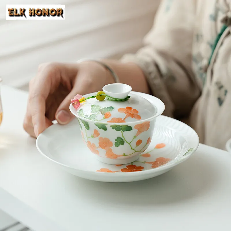 

100ml Pure Hand-painted Campanula Ceramic Gaiwan Elegant Tea Tureen Household Tea Maker Cover Bowl Chinese Tea Set Ornaments