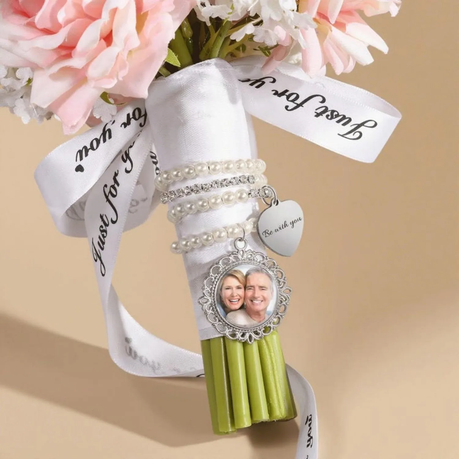 

Personalized Bridal Bouquet Charm Pendant Wedding Photo Album Memorial Keepsake Custom Gifts for Bride Charm for Wedding Decor