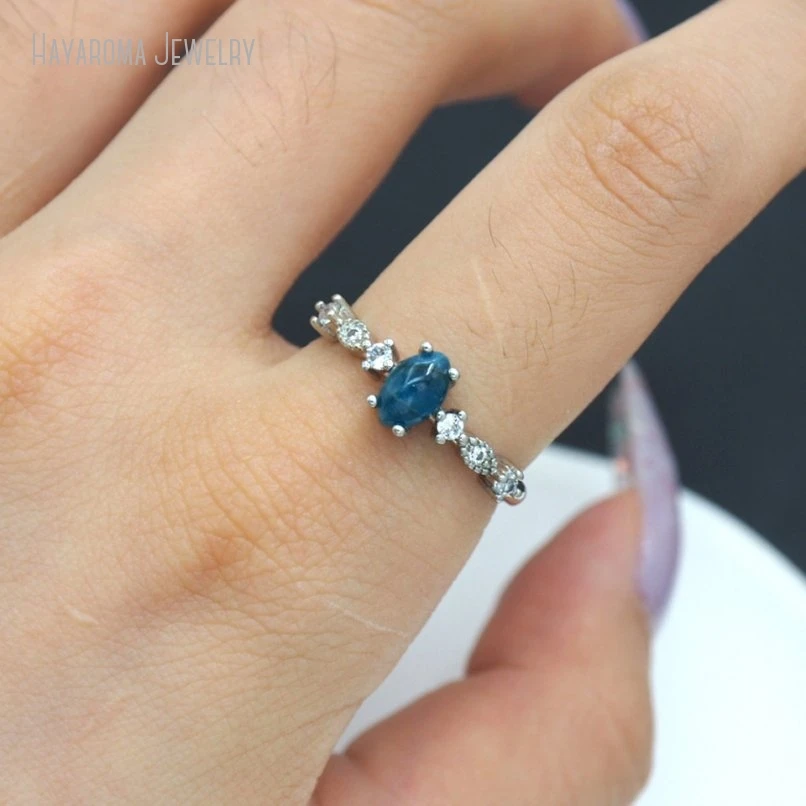 10Pcs Wholesale Geometric Oval Semi-precious Stone Apatite Cubic Zirconia Invisible Setting Silver Color Ring RM51346