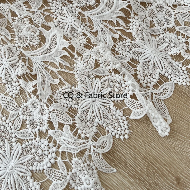 Delicate Flower Floral Lace Fabric Off White Alencon Alice Floral Embroidery for Bridal Wedding Headband Veil Lace 51