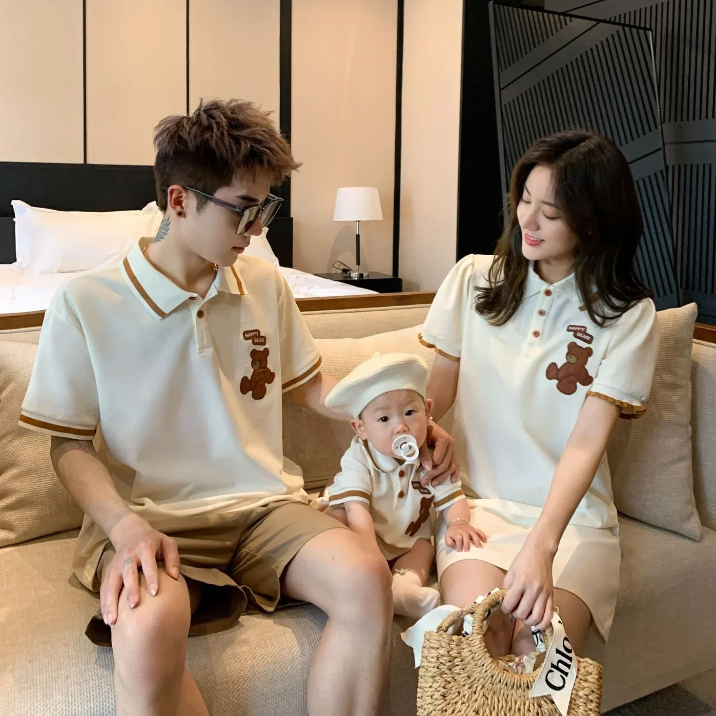 

Family Bear Clothes Mom and Daughters Summer Dress Dad Son Matching Polo Shirts Baby Cute Bodysuit 2023 New Parent-child Clothes