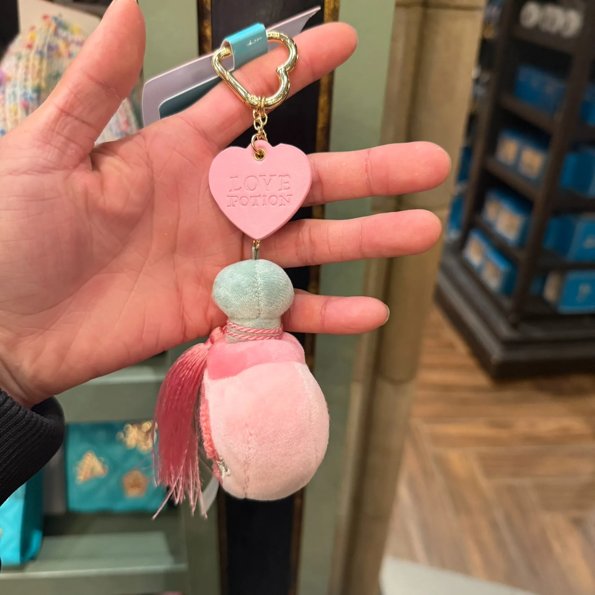 Universal Studios 13cm Honeydukes Love Potion Pink Heart-shaped Plush Keychain & Backpack Hanging Ornament Valentine's Gift