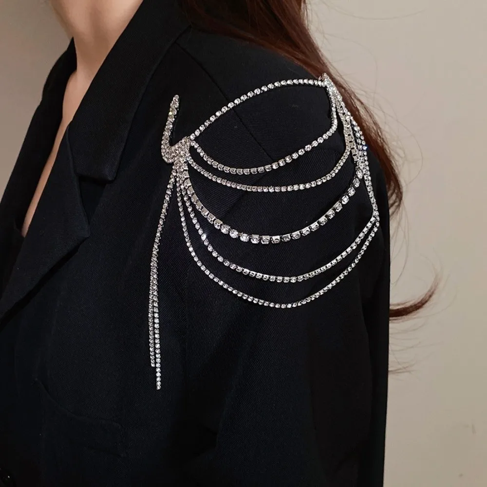Epaulets Rhinestone Tassel Brooch Multi-layer Tassel Chain Fringe Shoulder Mark Suit Lapel Pin Crystal Shoulder Flash Party