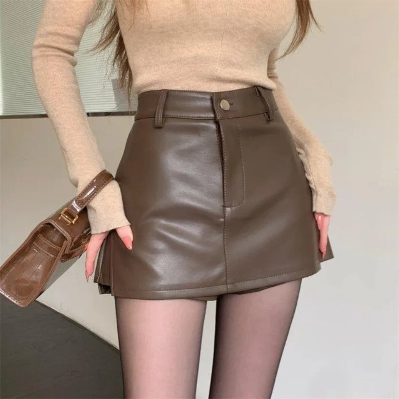 

2025 Winter New PU Leather Fork Hip-wrapped Anti-light Culottes High Waist Mini Skirt