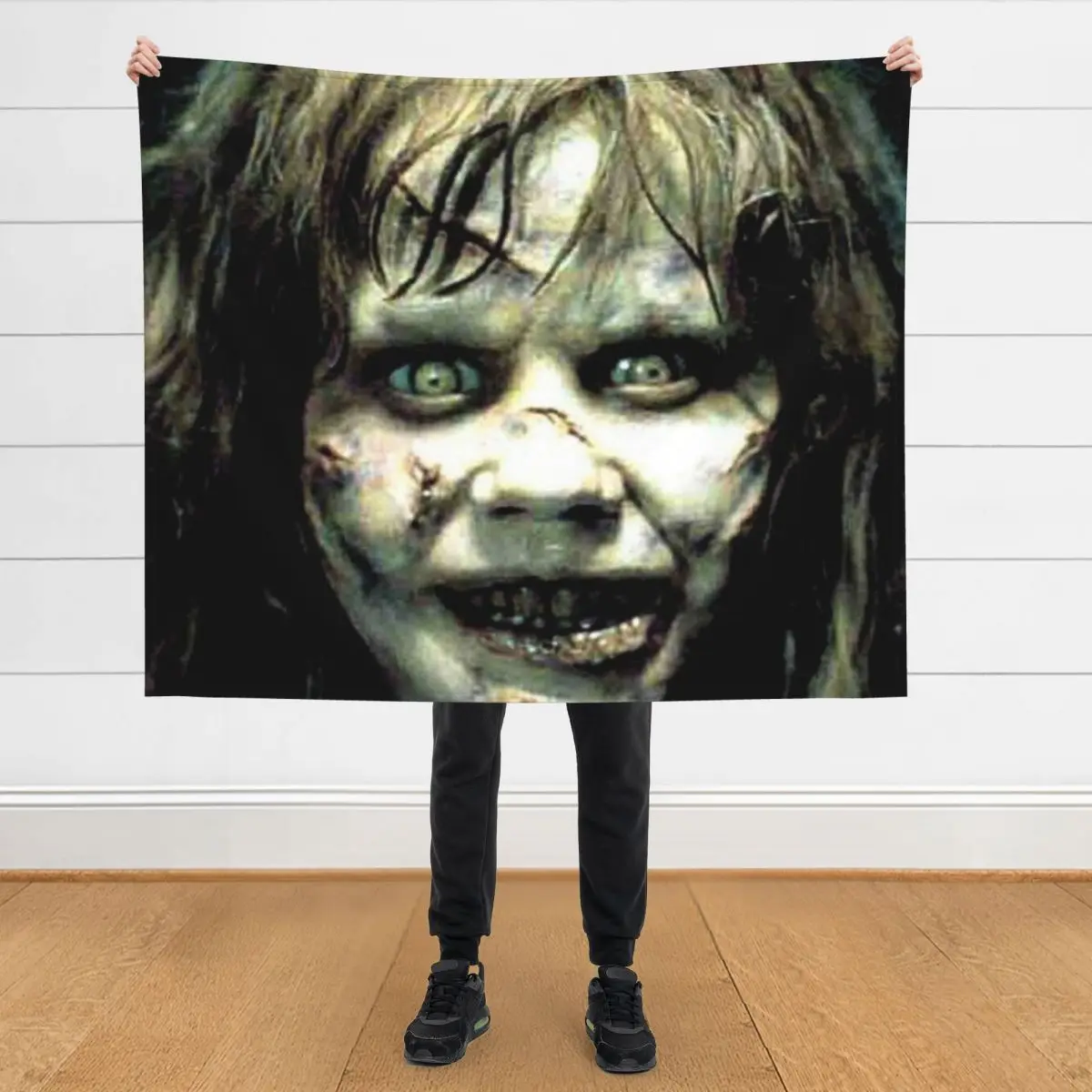 

The Exorcist Horror Movie Throw Blanket Blankets For Sofas Stuffeds Flannel Fabric Extra Large Throw Blankets