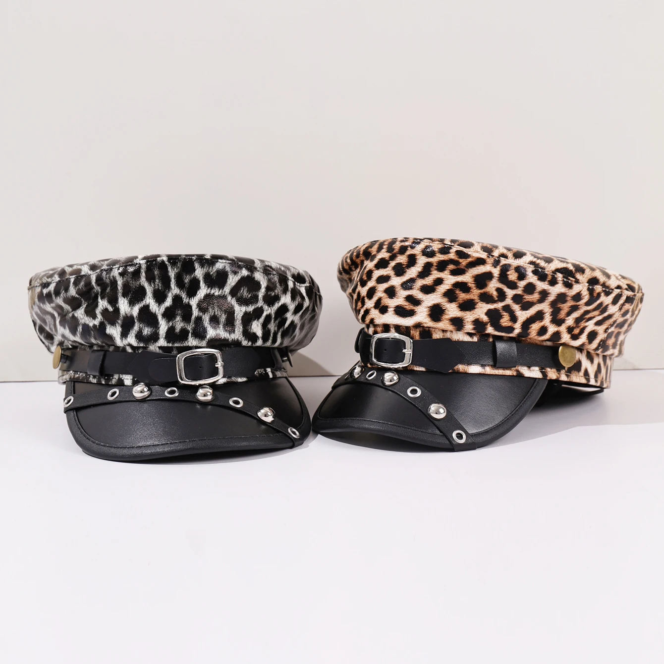 الشارع الساخن فتاة نمط برشام حزام الديكور ليوبارد نمط قبعة مسطحة الإناث الرجعية شخصية قبعة مثمنة #1