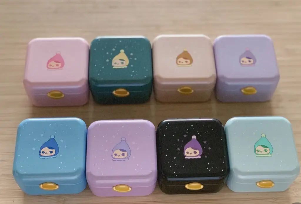 

Kawaii Anime Action Figure - Strange Stars Series Blind Box - Mystery Caixa Caja Surprise Toy