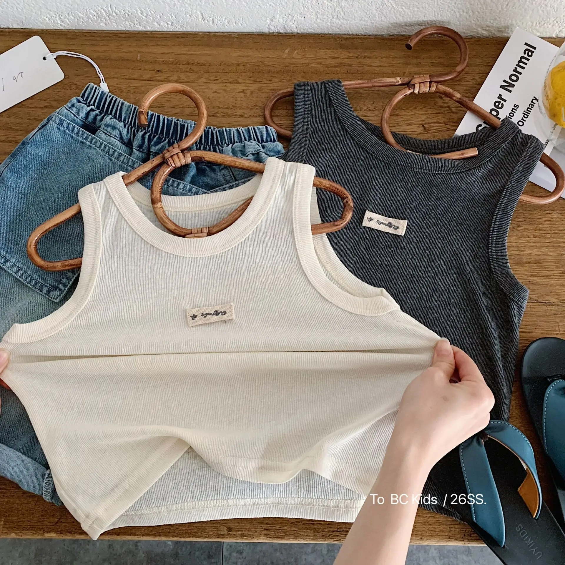 

Children's Sleeveless Tank Top 2026 Summer New Style Boys' Solid Color Simple T-shirt Girls Top Shirt