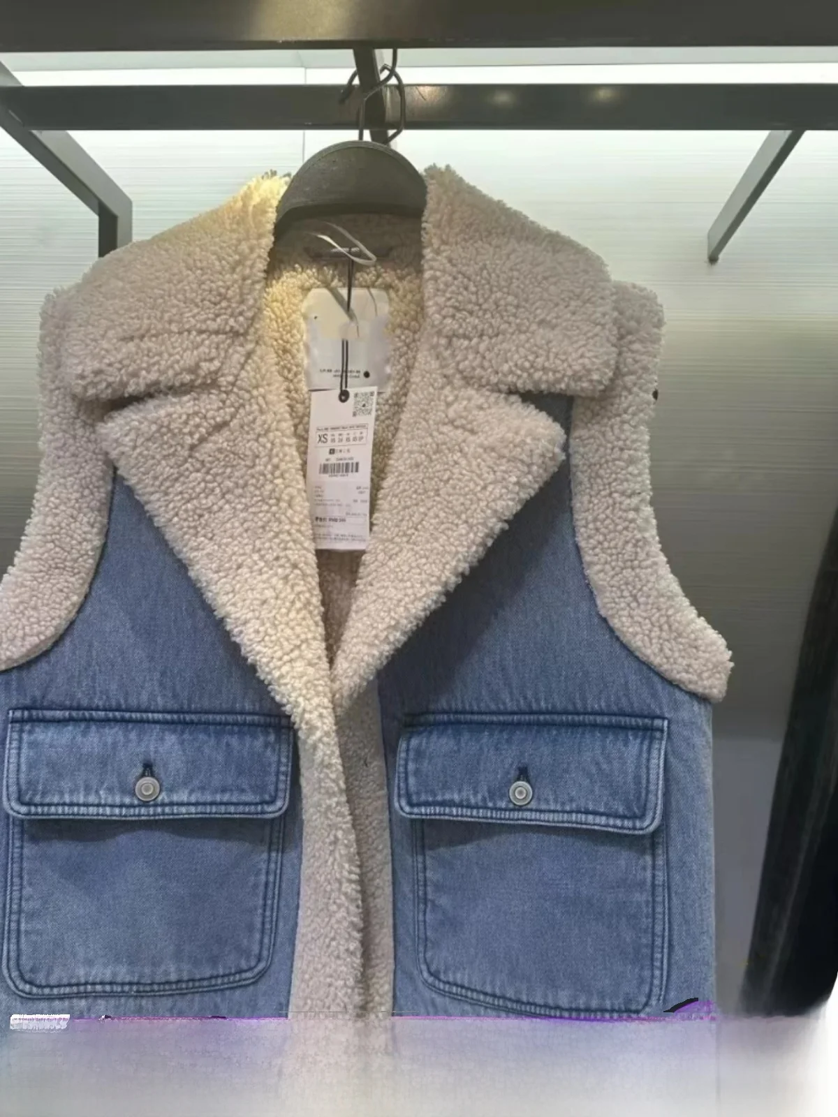 

Women's Double-Sided Faux eepskin Denim Vest Jaet Vintage Sle 2023 Autumn New Arrival Cotton Blend Faion Vest