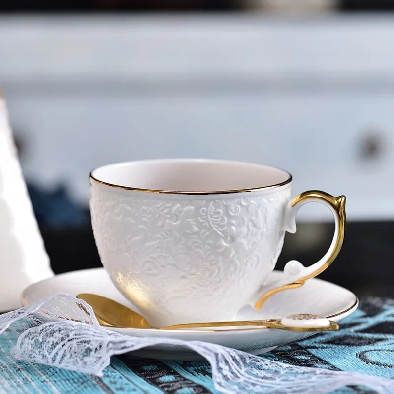 European Luxury Bone China Coffee Cup Saucer Set Embossed White Gold Trim Tea Cup Household Elegant Afternoon Tea Cup and Tray
