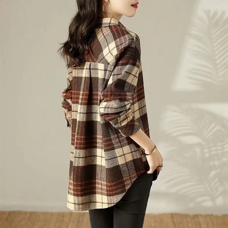 2023 Autumn/Winter New Checkered Shirt with Brushed and Thickened Foreign Style Splicing Temperament Office Lady Women\'s Shirt