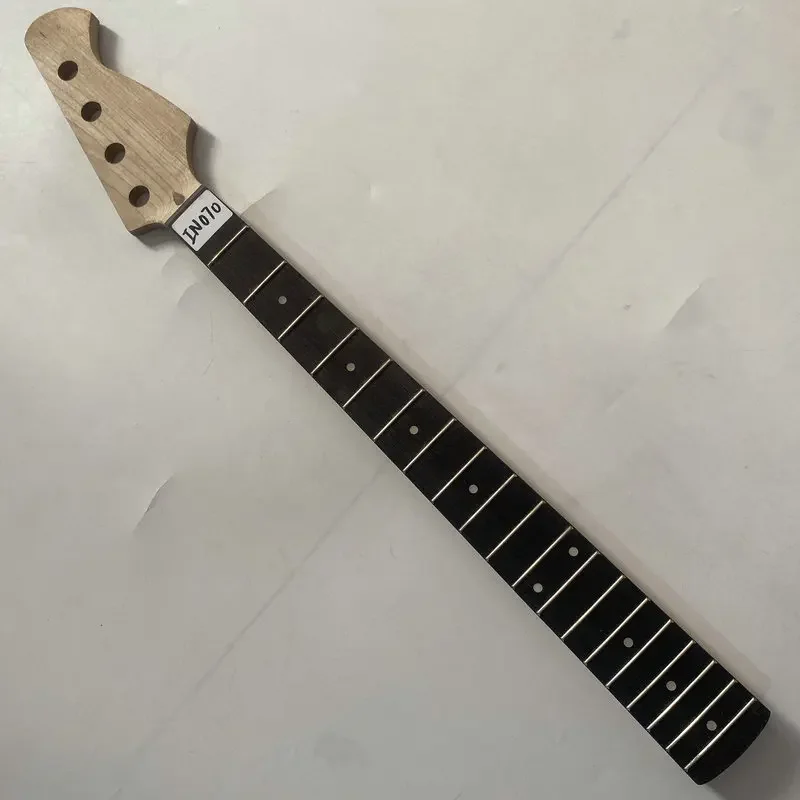 IN070  Right Hand 4 String Mini Electric Bass Neck 19 Frets Maple with Rosewood Surface Damages and Dirty for Travel Bass Guitar