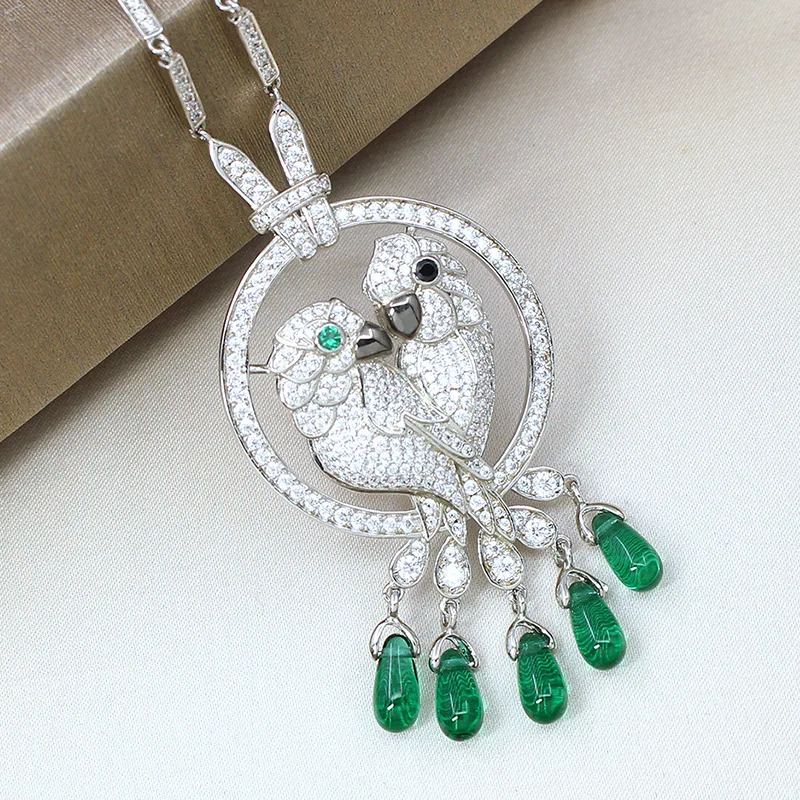 New product double parrot  acacia bird pendant celebrity prom party woman's clavicle chain luxury necklace