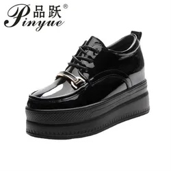 7cm in vera pelle verniciata scarpe da donna mocassini Platform Sneakers scarpe con zeppa tacco nascosto scarpe traspiranti primavera estate