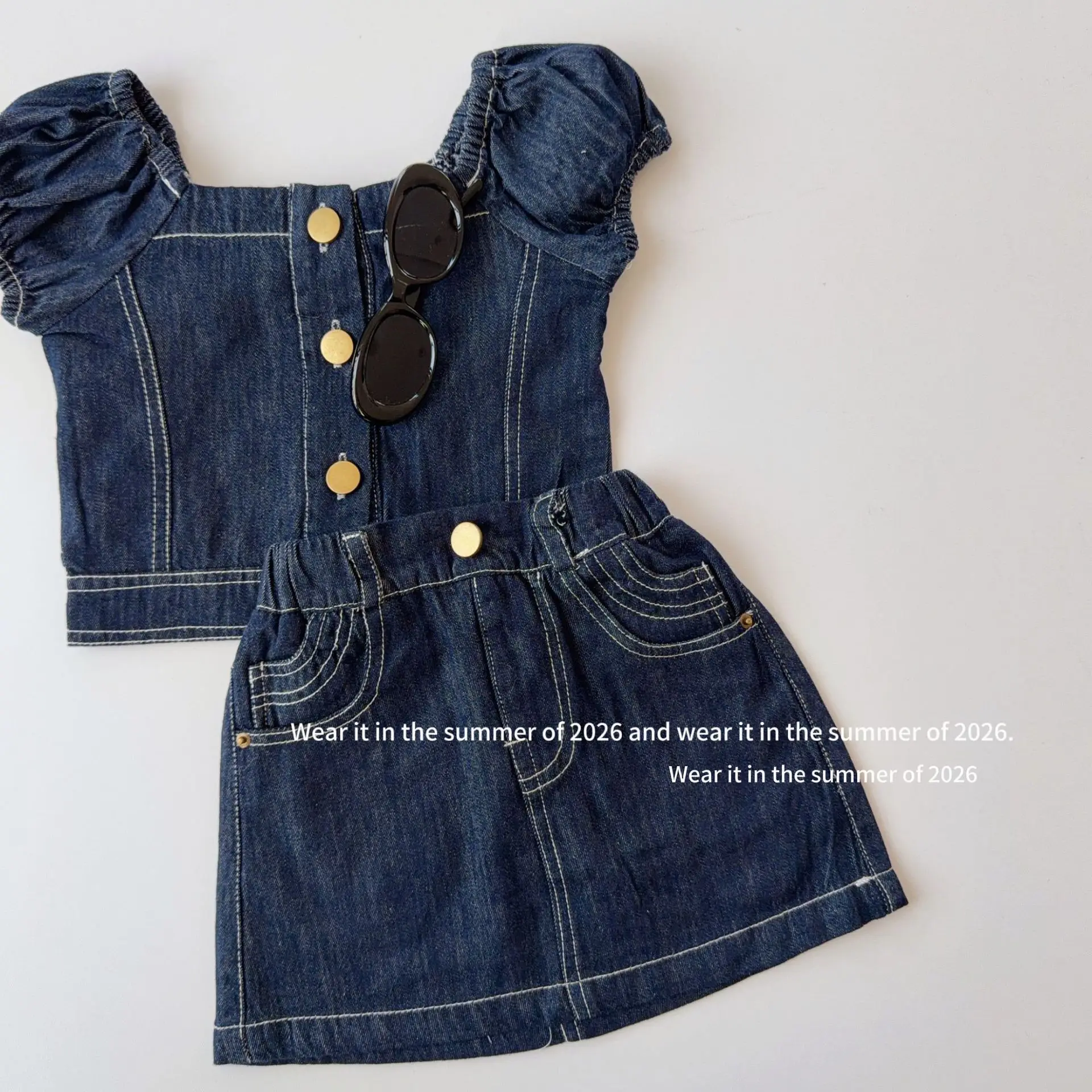Girls' summer Korean version 2026 temperament casual two-piece set with square collar top and denim skirt set