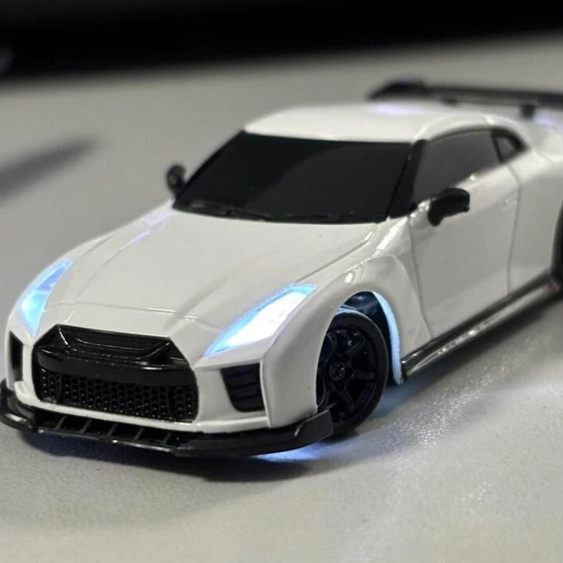 

Mcarro Mc061 Mini1/64 Simulation 2.4g Infinitely Variable Speed Four-Wheel Drive Desktop Racing Rc Remote Control Drift Car