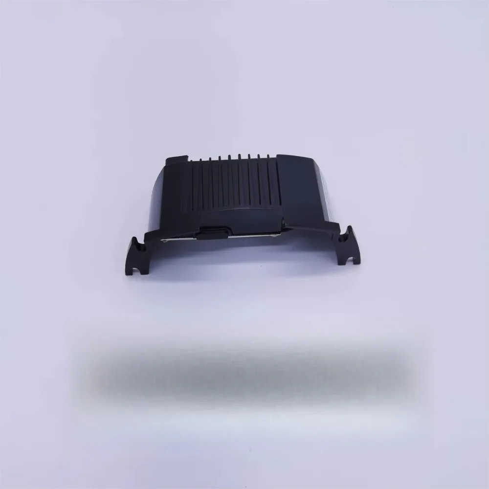 8RL3023C 8RL3145 8SC3110VC Bus Accessories Voltage Regulator Suitable for Higer BUS