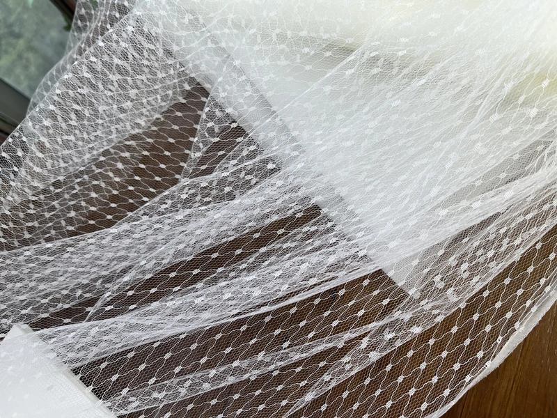 نقاط الدانتيل الأبيض شبكة لينة السماء المرصعة بالنجوم شبكة شفافة الخياطة تنورة ملابس الأطفال الزفاف DIY النسيج