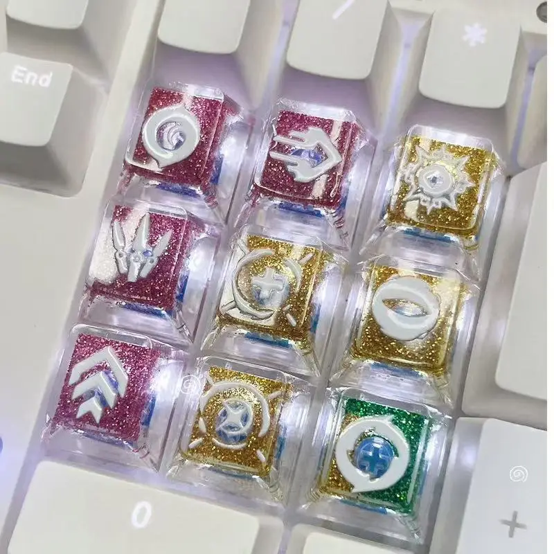

4PCS Cartoon Anime Gold Transparent Keycaps Creative Personalized Transparent Flash Pink Gaming Mechanical Keyboard Keycaps