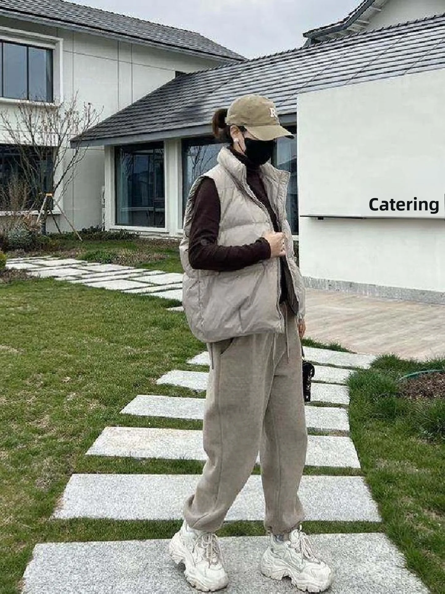 

Женский пуховый жилет Jaet, легкий, свободный, теплый, с воротником-стойкой, повседневная верхняя одежда, подходит для осени...