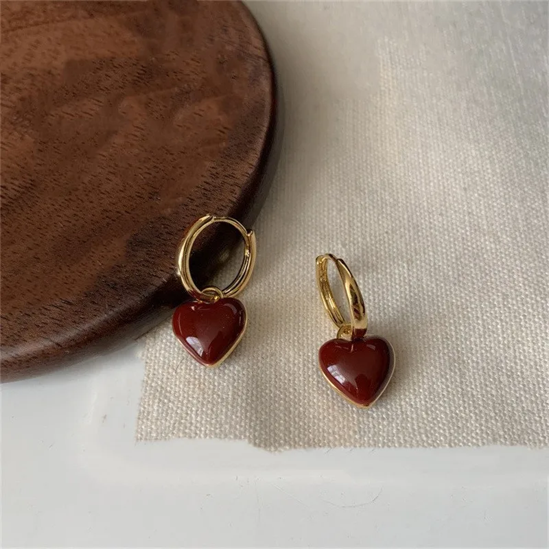 Simple Design Wine Red Love Heart Dangle Earrings for Women Gold Color Circle Vintage Peach Drop Earring Fashion Jewelry