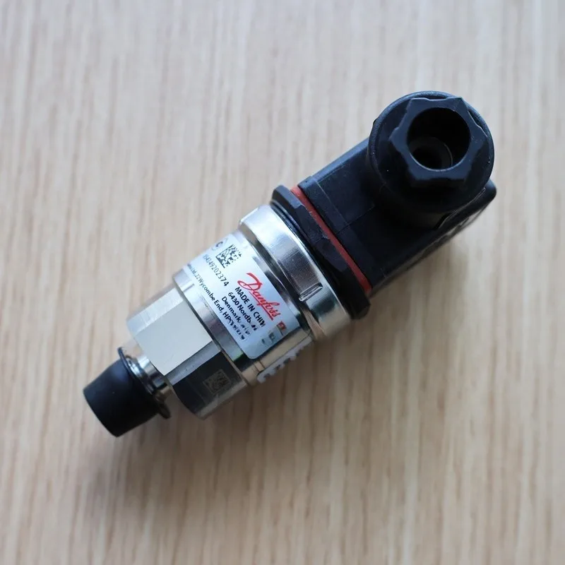 الأجزاء مناسبة لمستشعر ضغط Danfoss MBS3000 060G1125 للمياه والغاز والزيت