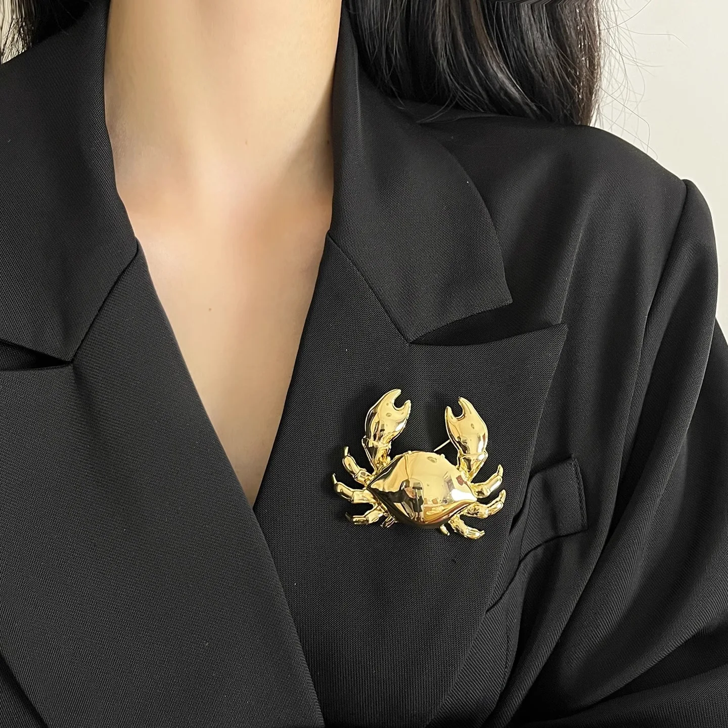 تصميم نادراً، بروش سرطان البحر المعدني المبالغ فيه للنساء. مناسبة للارتداء اليومي. #2