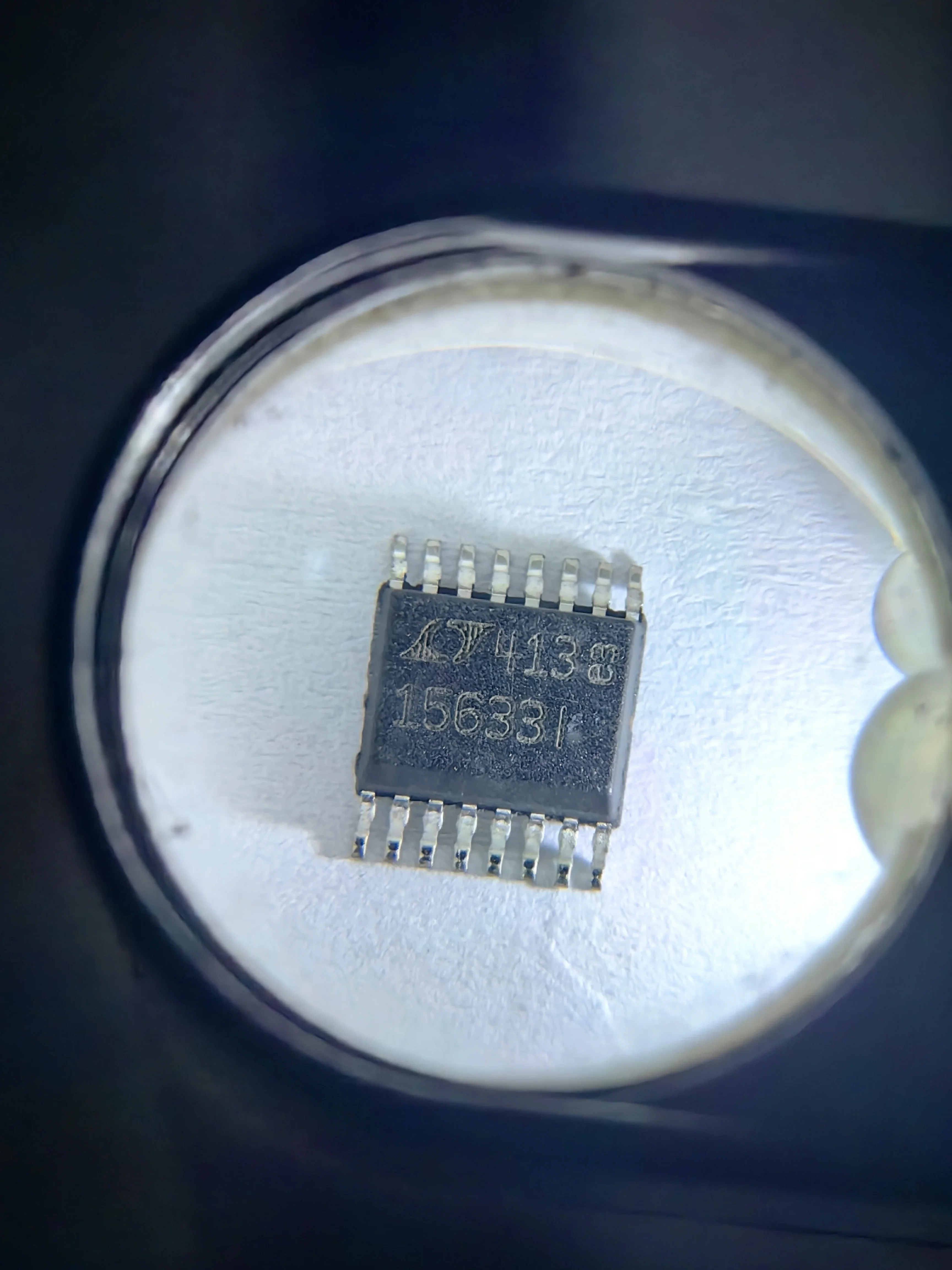 LTC1563-2CGN LTC1563-3CGN LTC1563-2IGN LTC1563-3IGN LTC1563 - Active RC, 4th Order Lowpass Filter Family