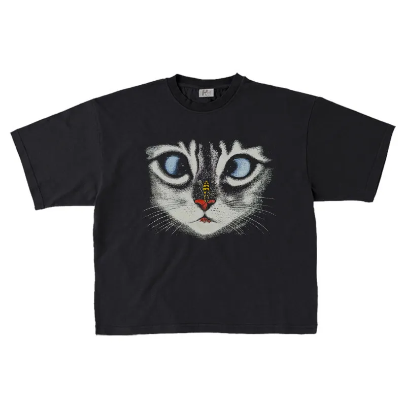 American Y2K Unisex Punk Black Oversized Short Sleeve T-Shirt Vintage Realistic Tabby Cat Face Big Blue Eyes Bee on Nose Graphic