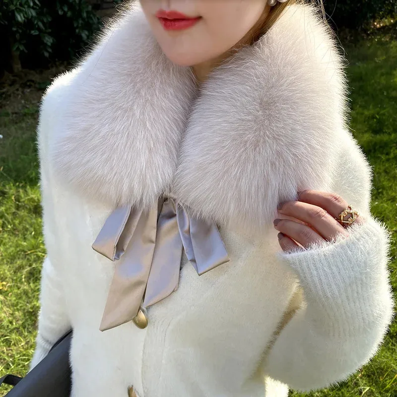 

Imitation Fox Fur Collar With Ribbon Winter Scarf For Women Hoods For Coat Jacket Fashion Warm Removable Collar