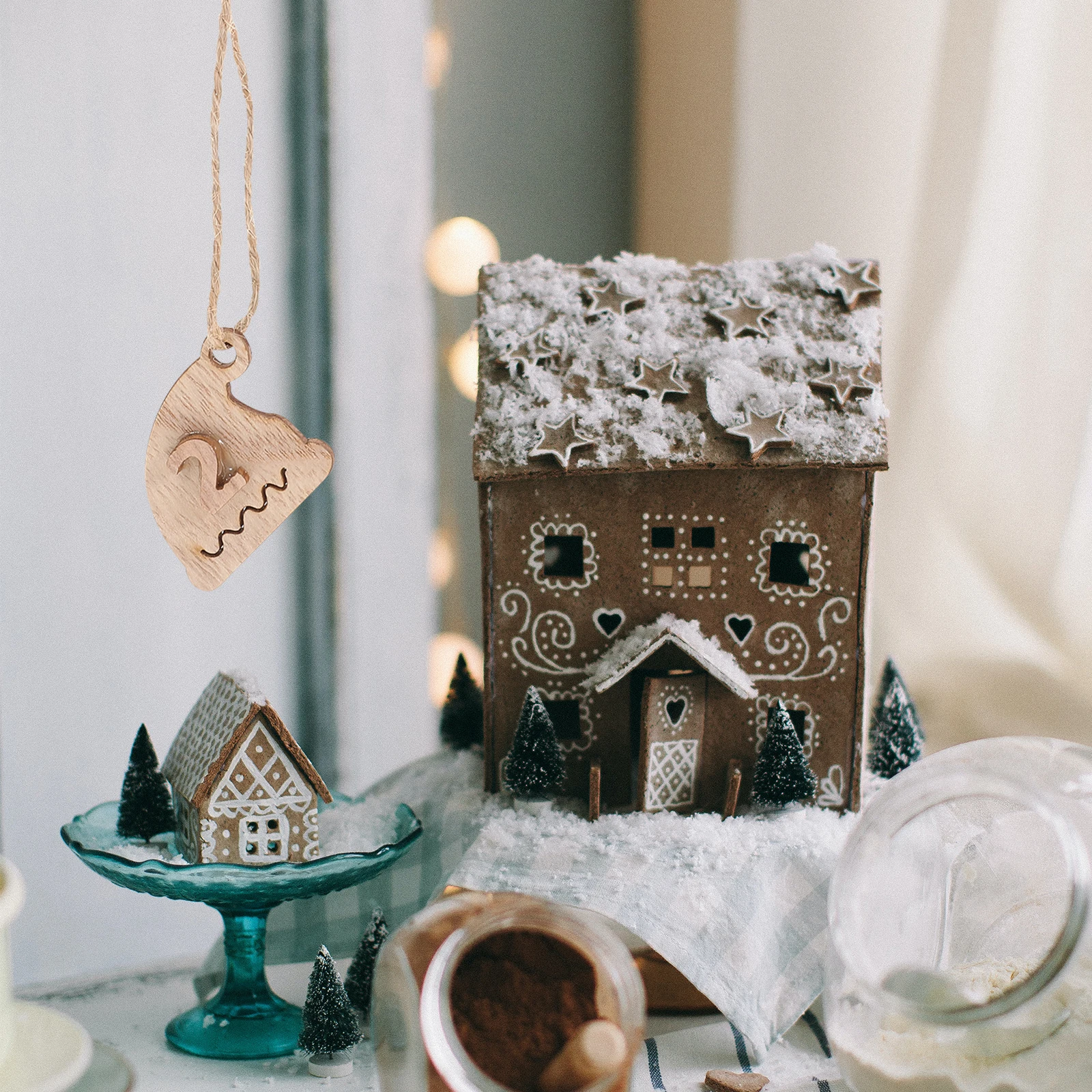 

1Set Christmas Hanging Calendar Wooden Pendants DIY Number Labels Xmas Tree Decor Decorative Calendar Tags Countdown Pendants