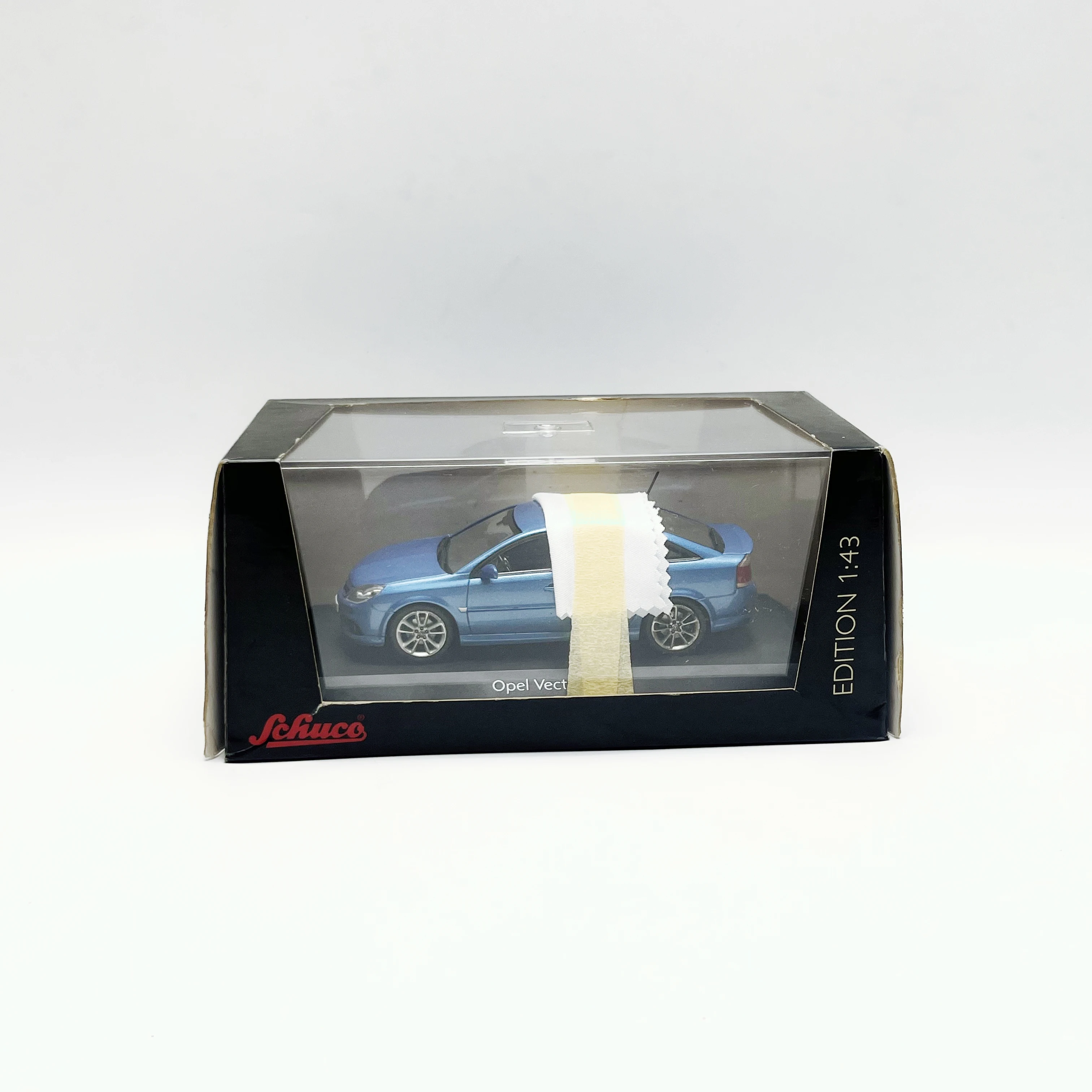 Schuco 1/43 Opel Vectra OPC Sedan – Warum dieses Modell mein Sammlerherz höher schlagen lässt