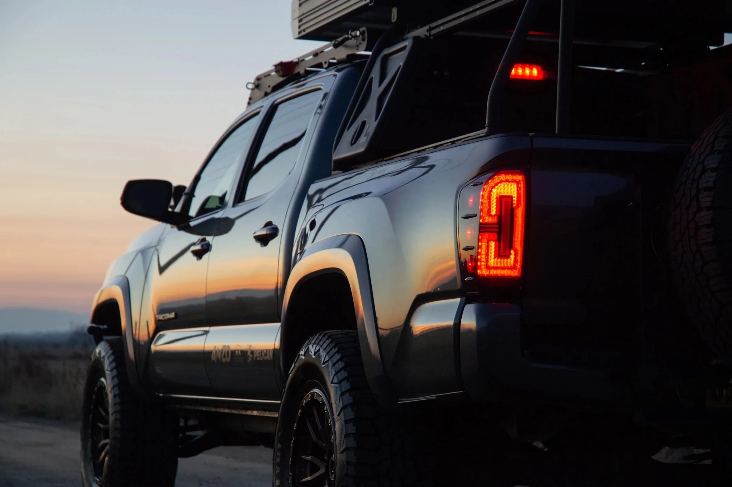 Spedking 2016-2022 Venta caliente accesorios de piezas de automóvil lámpara LED luz trasera para Tacoma para TRD luz trasera personalizada