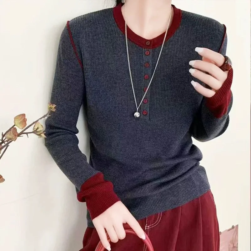 

Свободный модный женский топ с круглым вырезом, осенне-зимний свитер на пуговицах с цветными блоками