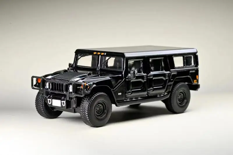 596 Model 1: 64 Hummer H1 Off-Road Vehicle Hood Opens Simulated alloy car model