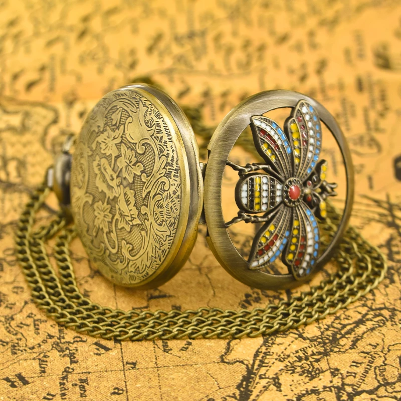 خمر صدفي صدفي البرونزية الحشرات 3D منحوتة كوارتز ساعة جيب ، قلادة الموضة ، هدية المجوهرات الحرفية الرومانية