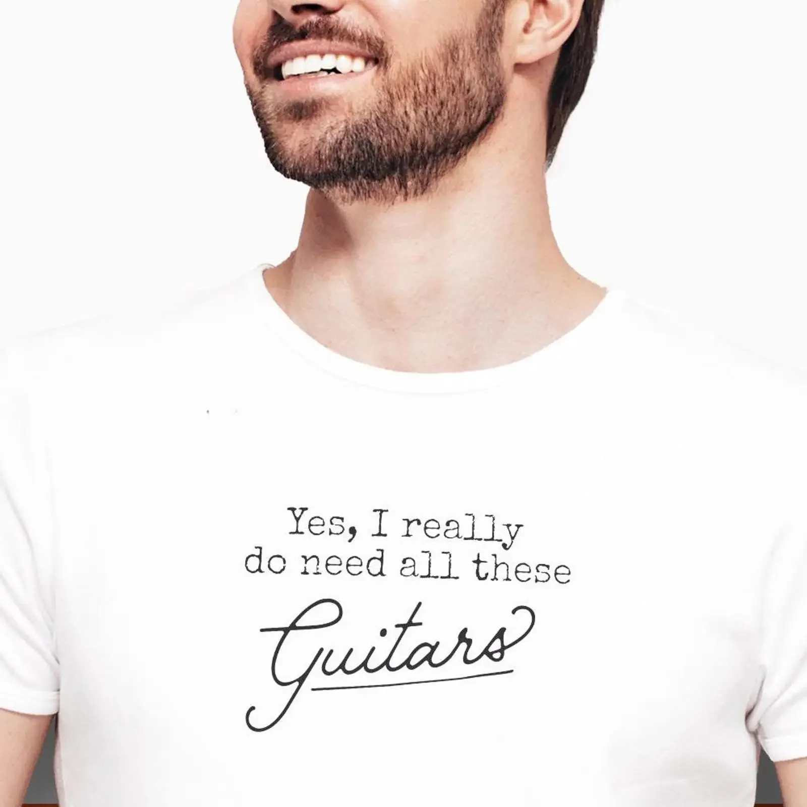Ja, ich brauche wirklich all diese Gitarren – lustiges Zitat auf einem T-Shirt, lässig, für Gitarristen und Musikliebhaber, im Vintage-Stil, gewaschen, vielseitig einsetzbar.