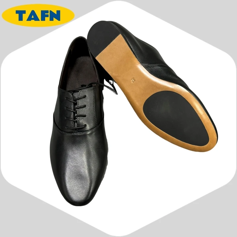 أحذية جلد البقر نسيج متقدم جميل عصري بسيط ومريح 25 موضة جديدة مقاومة للاهتراء AD1804