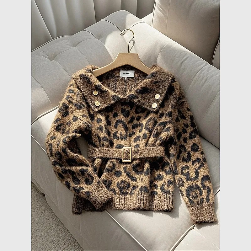 

Small Niche Non Collision Coffee Leopard Print Waist Cinching Sweater For Women's 2025 Autumn And Winter New Fashion Knitwear