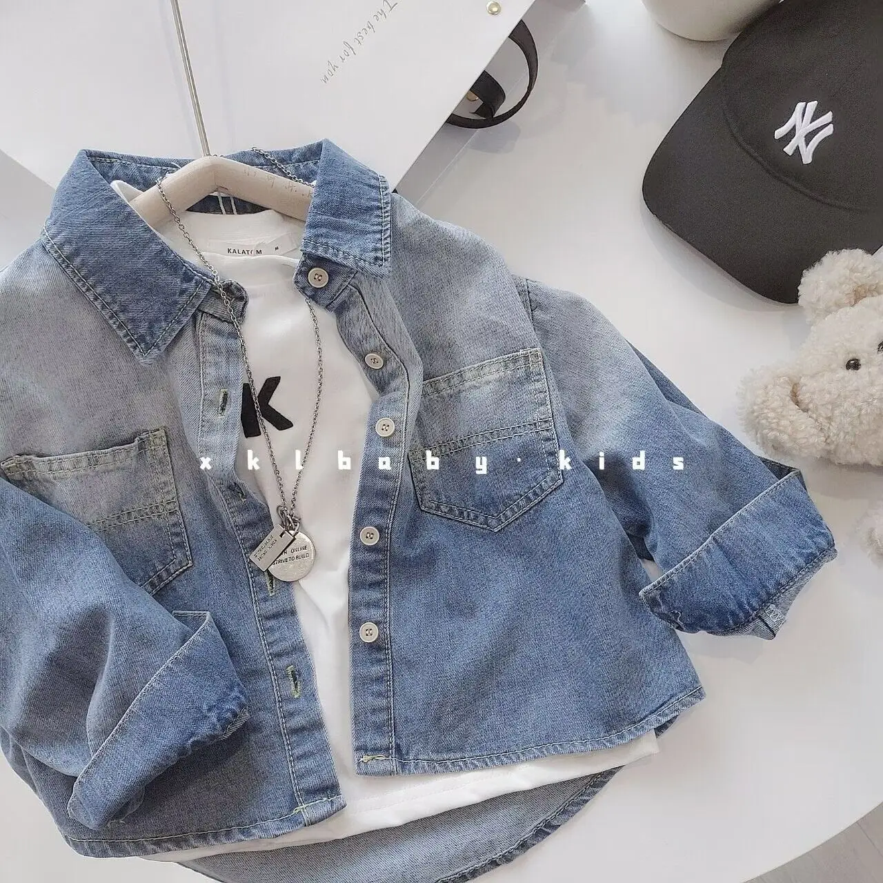 Boys Denim Shirt 2025 New Children's Jacket Spring and Autumn Korean Version Top Medium Children's Gradual Change Shirt