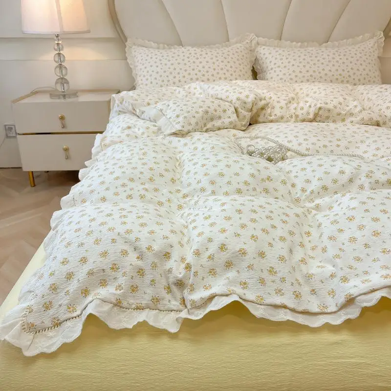 

Washable Cotton Bedding Set Double Layer Ruffle Texture Dormitory Friendly Skin-friendly Three Piece Set Princess Style Winte...