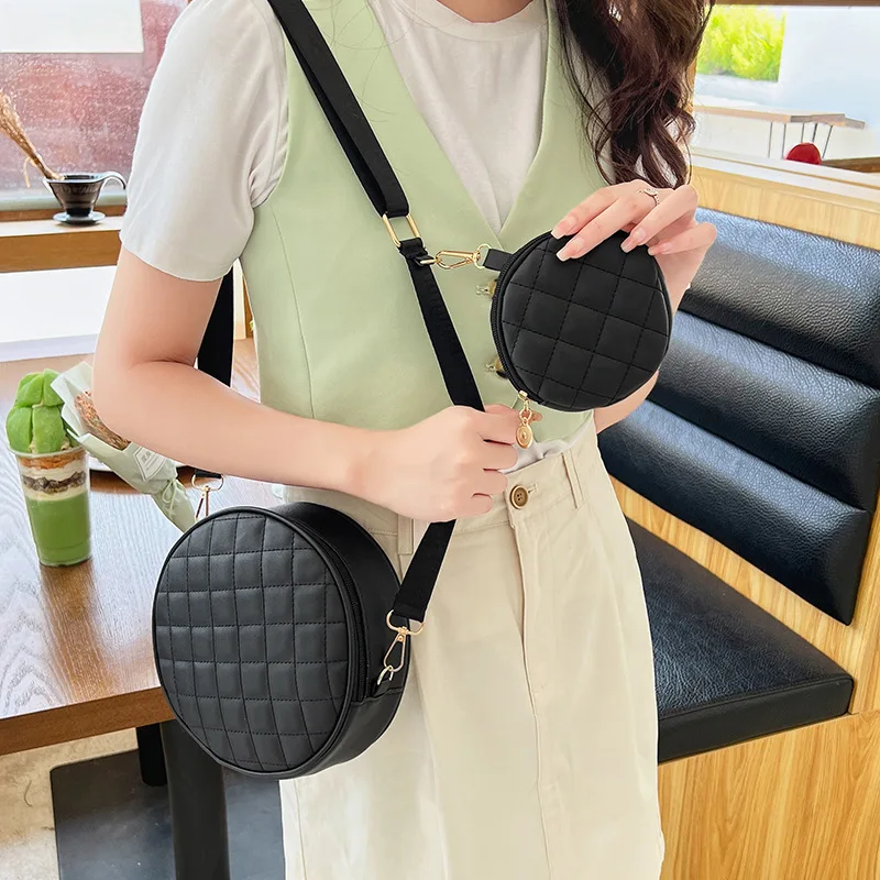 Simple Small Round Bag New Ladies Bags Fashion Versatile Lingge Embroidered Solid Color Shoulder Bag Bags for Women