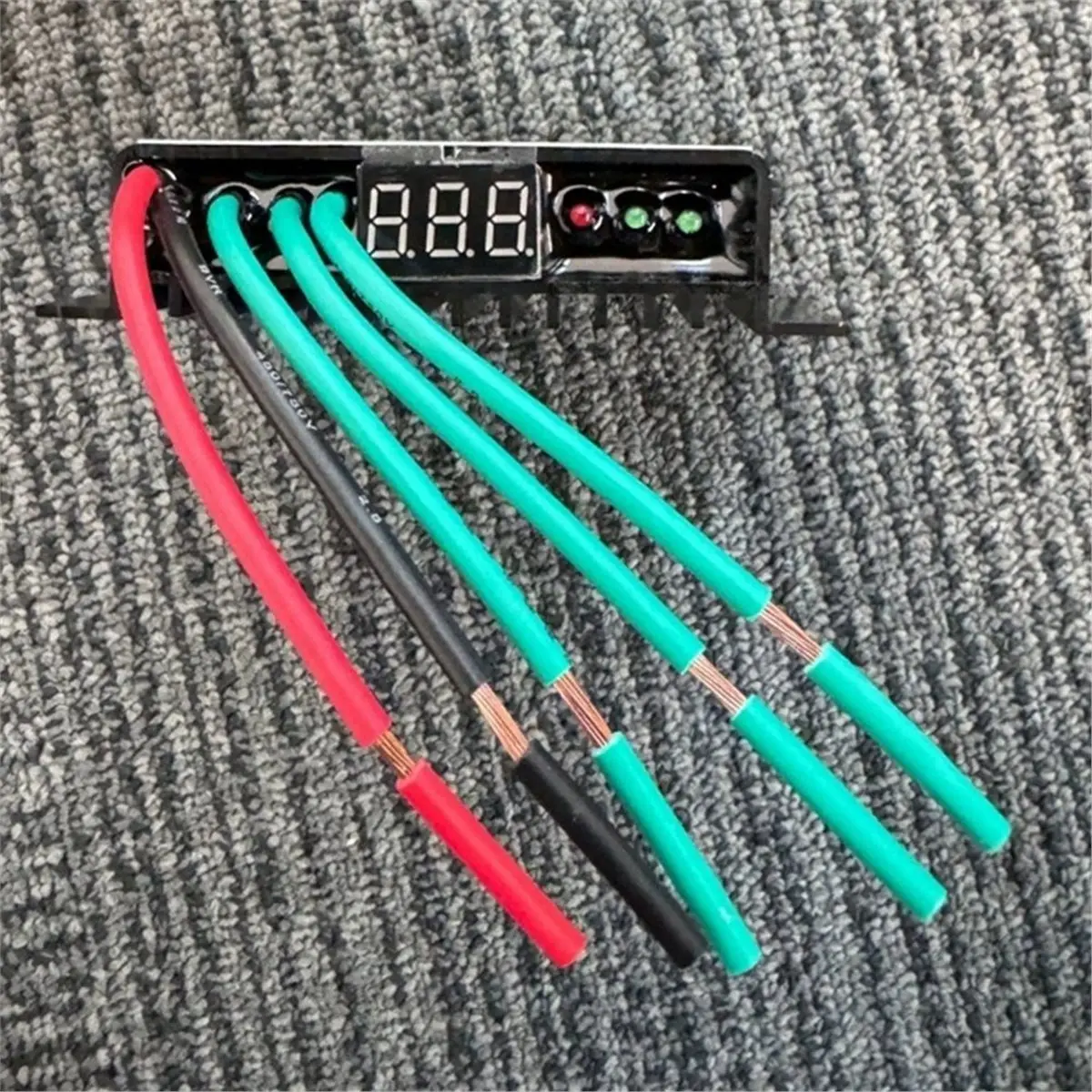 Wind Turbine Charge Controller 100W-600W 12V 24V Auto Match IP67 Waterproof Universal Generator Low Voltage Speed Boost