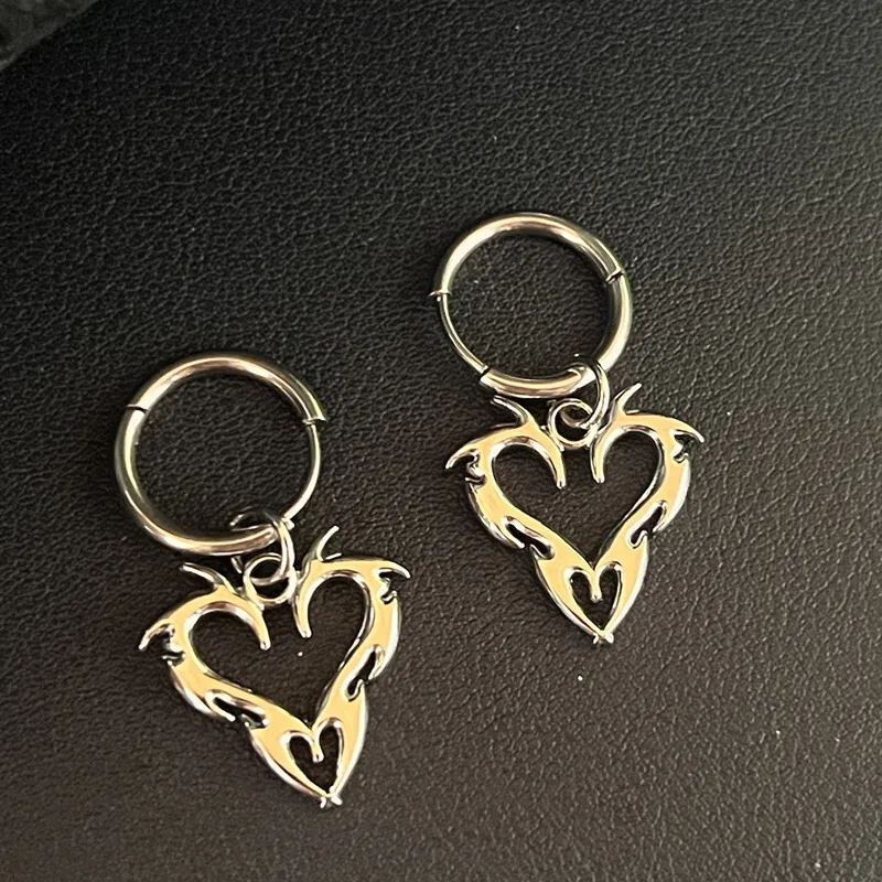 Goth Thorn Heart Earrings Korean Fashion Cross Earrings for Women Punk Charms Earring Grunge Jewelry Hip Hop Vintage Accessories