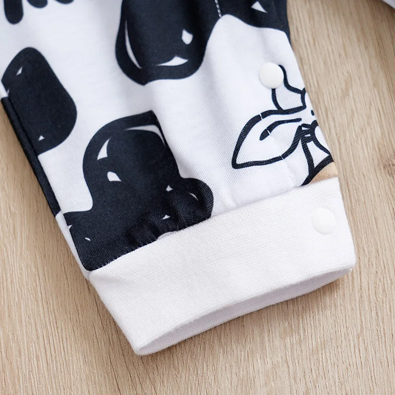 Spring And Autumn Boys And Girls Cute Cartoon Cow Full Print Comfortable Casual Long Sleeve Baby Bodysuit