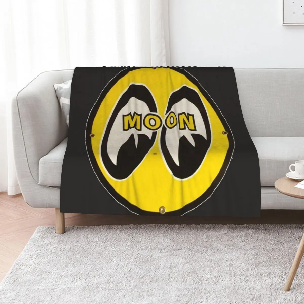 Moon eyes Luna equipped with the classic logo Throw Blanket Kid'S Cute halloween Loose for sofa Sofa Throw Blankets