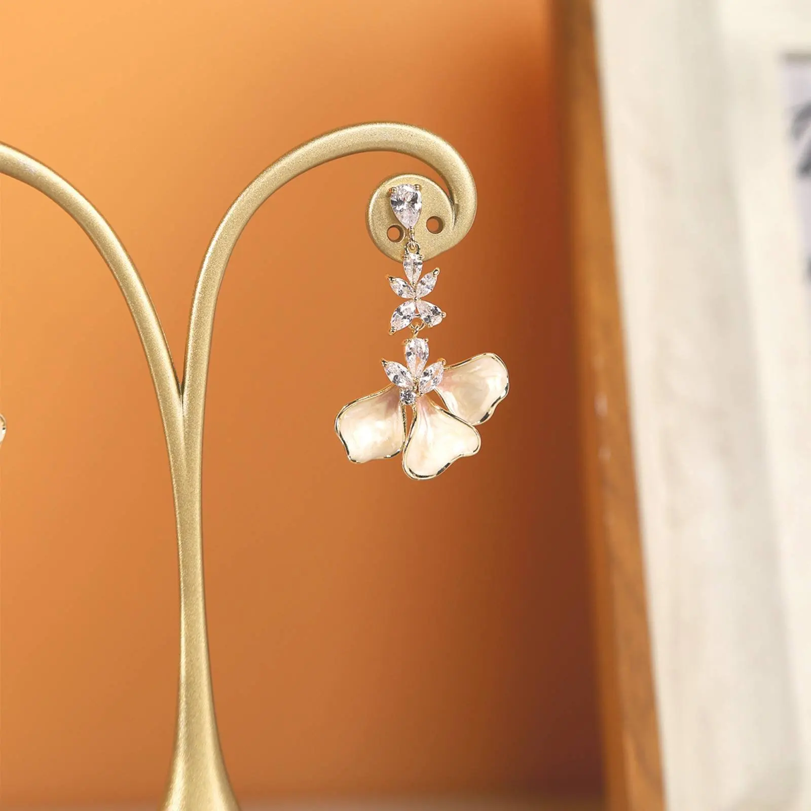 

Металлическая подставка для сережек: прочная и долговечная, Т-образная, для демонстрации ювелирных изделий, тонкая работа, разборная конструкция.