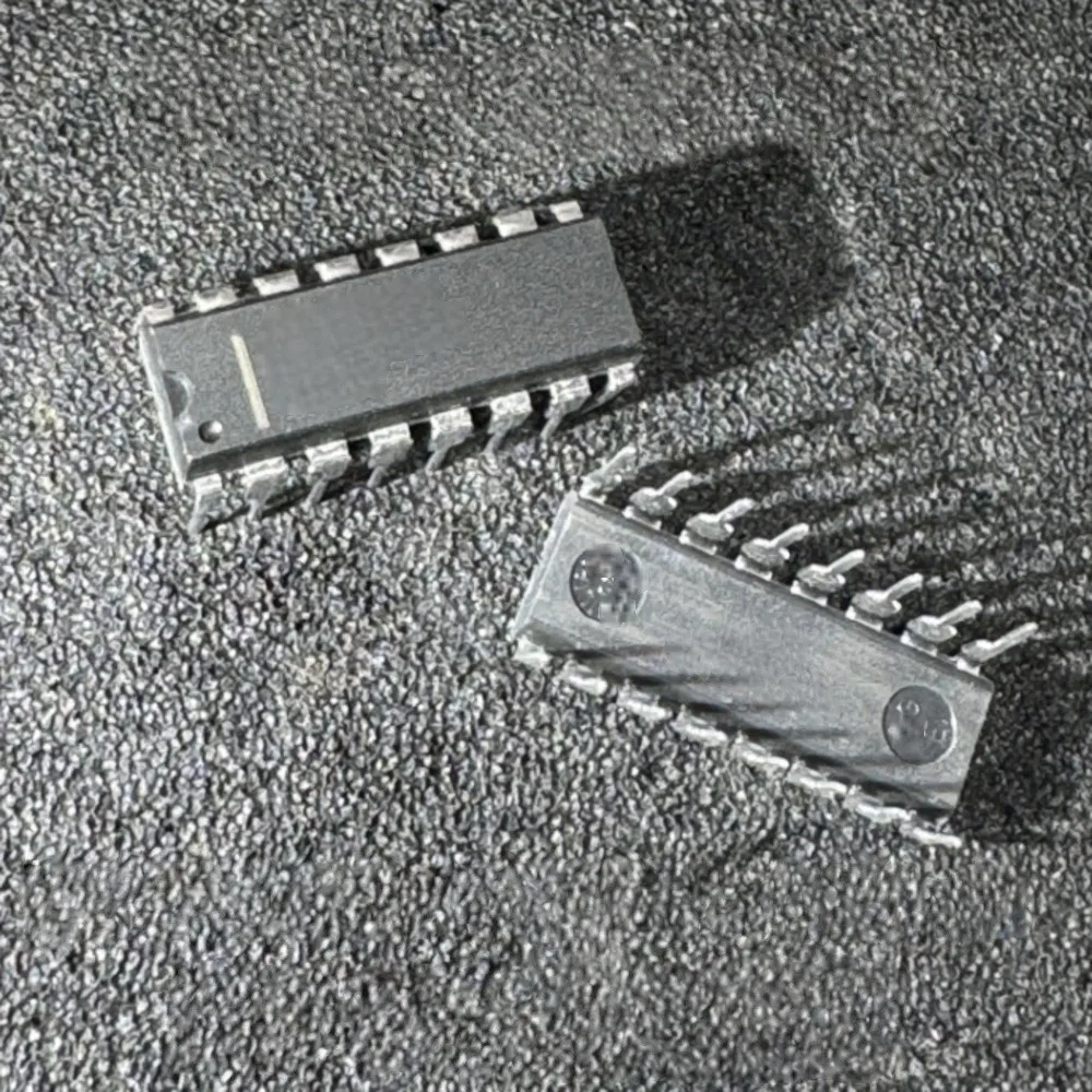 5pcs/lot PCF8591P PCF8591 MAX111BCPE MAX111 UC3707N UC3707 CA3161E CA3161AE DIP-16
