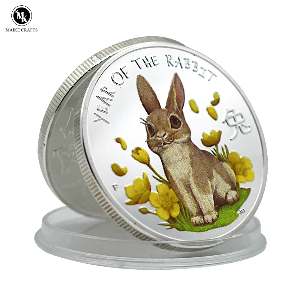 

2023 Year of The Rabbit Silver Coin Elizabeth II Challenge Coin Metal Rabbit Painted Crafts Collection New Year Gift